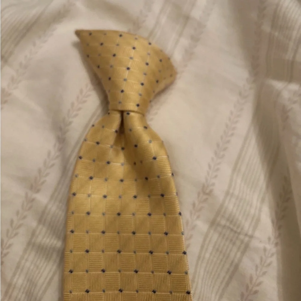Chaps Yellow Grid Silk Tie